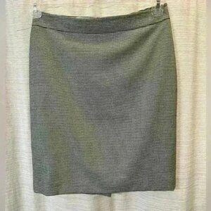 Anne Klein black and white checkered skirt petite